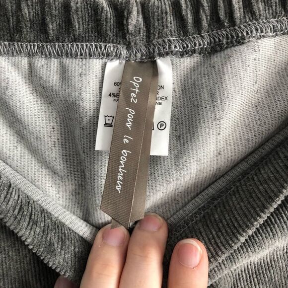 penningtons plus size 4X light grey soft velour leggings - Picture 4 of 5